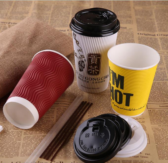 Freundlicher Papiertrinkbecher Eco, kundenspezifisches Mitnehmerkaffeetasse-Form Soem