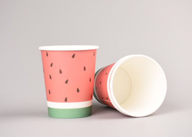 Verschiedene Größen-Mitnehmerwegwerfpapierschalen, gehen Kaffeetasse-farbenreicher Druck